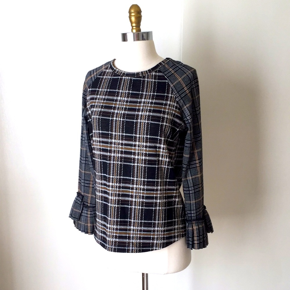 Plaid Knit Women’s Top Bell Sleeve